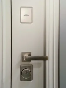 Межкомнатные двери ОКА в Москве